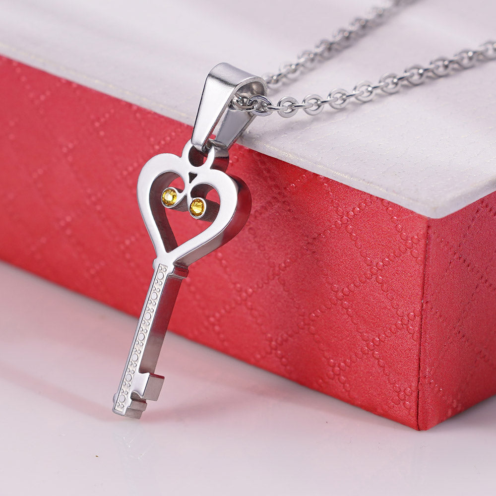 Personalized Heart & Key Necklaces Couple Necklaces
