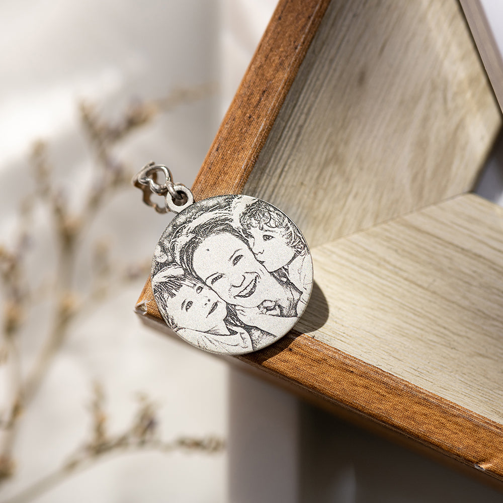 Engravable Sterling Silver Circle Photo Charm
