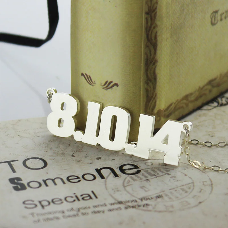 Customizable number necklace