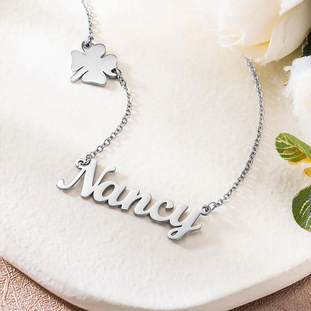 Personalize stylish Name Necklace